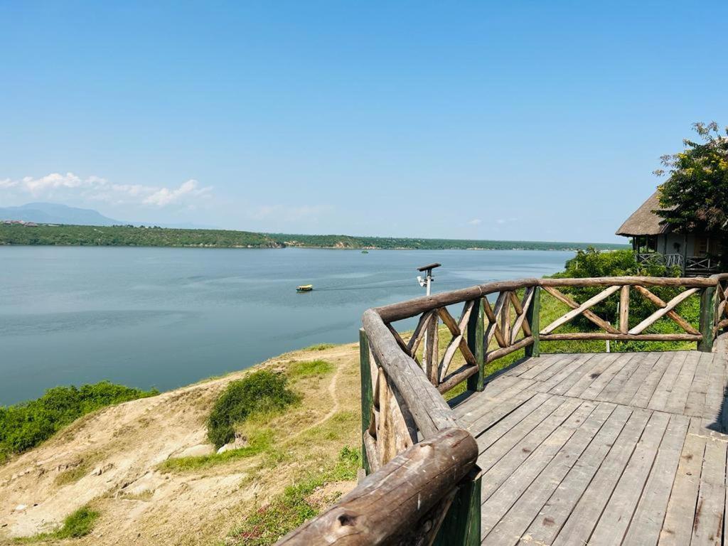 Tembo Safari Lodge Katunguru Exterior foto
